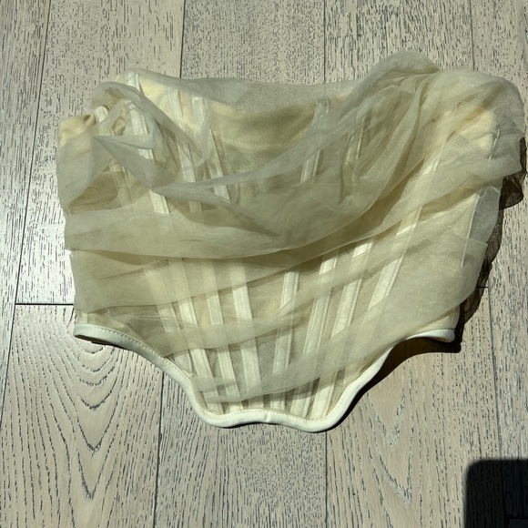 House of CB Cream Melinda Corset Size Medium - Picture 5 of 8